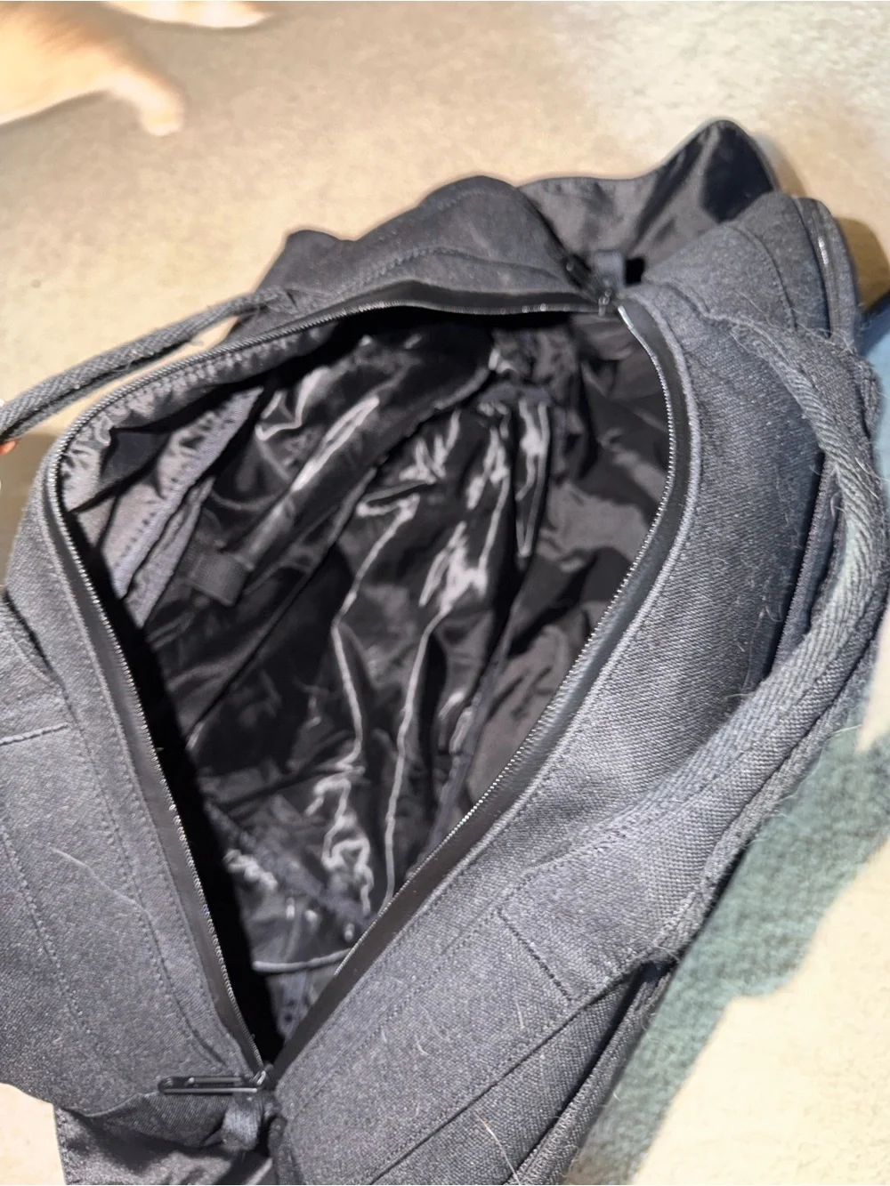 lululemon athletica Black Messenger Crossbody Bag